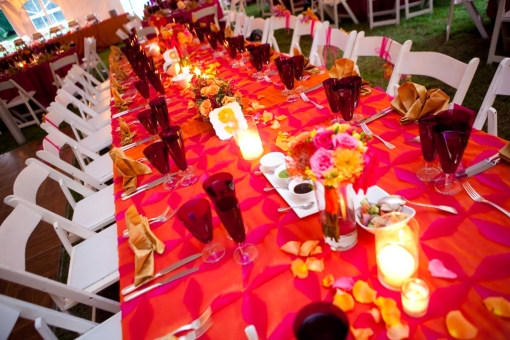 at home Indian fusion wedding fuchsia orange tablescape